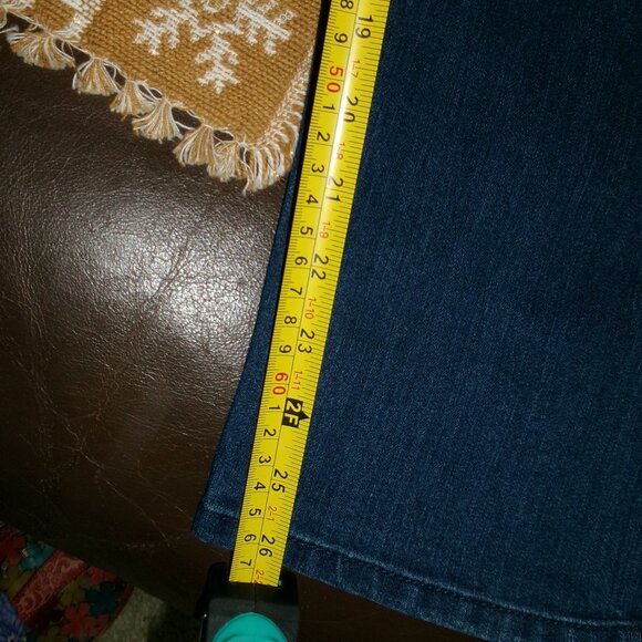 Classic EUC "Painted" Style & Co. XXL Boyfriend Pull Up Jeans - Picture 7 of 10